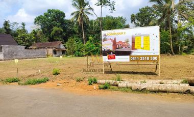 RUMAH MODERN DESAIN ETNIK, HARGA TERJANGKAU DI DESA BOROBUDUR