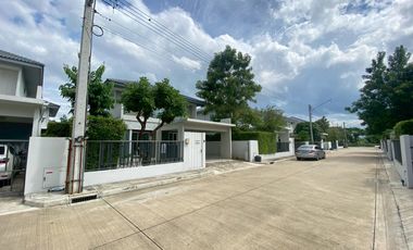 For Sale: Single House, Like New Condition, Fully Furnished, Ready to Move In Mantana Phetkasem-Sai 4 Project