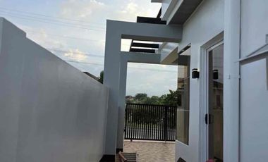 Luxurious 5-Bedroom Home in Ponte Verde, Davao City