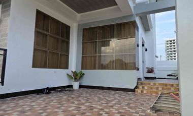 Luxurious 5-Bedroom Home in Ponte Verde, Davao City