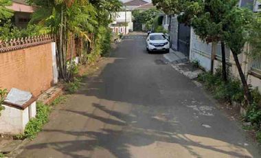 Dijual Rumah Tua di Tomang Komplek Amandole LT 235 Hadap timur Jalan 2 mobil
