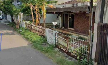 Dijual Rumah Tua di Tomang Komplek Amandole LT 235 Hadap timur Jalan 2 mobil