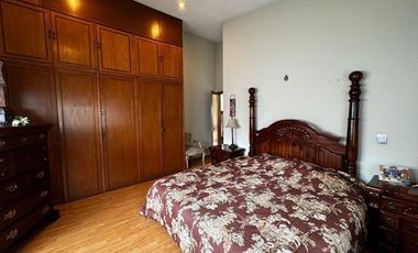 RESIDENCIA CON POSIBILIDAD PARA USO DE SUELO MIXTO EN CIUDAD SATELITE!