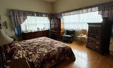 RESIDENCIA CON POSIBILIDAD PARA USO DE SUELO MIXTO EN CIUDAD SATELITE!