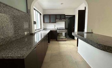 RENTO ENORME PENTHOUSE  DE 4 REC POR HOTEL IBBIS
