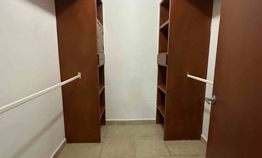 RENTO ENORME PENTHOUSE  DE 4 REC POR HOTEL IBBIS