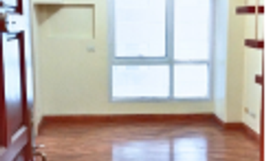 Modern 2-Bedroom Loft for Rent in East of Galleria, Pasig City