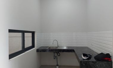 RUMAH MODEREN DAN ASRI MINIMALIS MEWAH DI SETRADUTA SARIJADI, BANDUNG UTARA