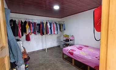 SE VENDE DE OPORTUNIDAD CASA DE DOS PLANTAS CONST. 121,6 M2,  PEDRO VICENTE MALDONADO - PICHINCHA - ECUADOR