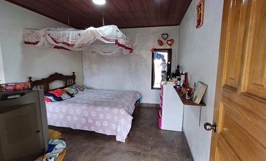 SE VENDE DE OPORTUNIDAD CASA DE DOS PLANTAS CONST. 121,6 M2,  PEDRO VICENTE MALDONADO - PICHINCHA - ECUADOR