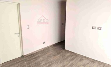 Se Arrienda Hermosa y NUEVA Casa Aislada de dos pisos, exclusivo sector, altura paradero 14, comuna de La Cruz.
