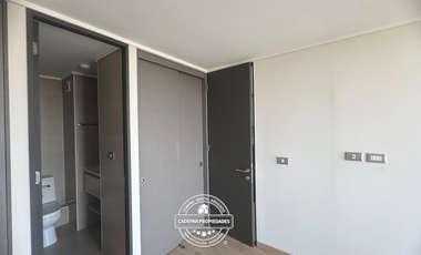 ARRIENDA HERMOSO Y NUEVO DEPARTAMENTO EN MACUL COCINA EQUIPADA Y BODEGA