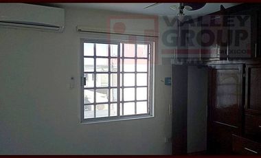 Casa en Venta en Col. Vista Hermosa, Reynosa, Tamaulipas, Mexico
