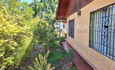 Se  Vende Linda Amplia  y Funcional casa de un piso, aislada Gran Terreno Urbano, comuna de Quillota