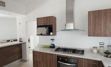 REMATO CASA CERCA DE PLAZA SANTA BARBARA EN TORREON
