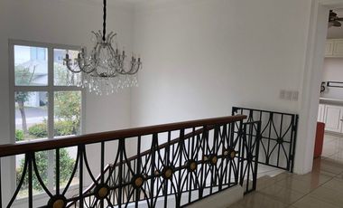 Se vende mansión en Lago Sol, vía Samborondón