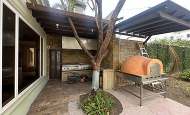 Se vende mansión en Lago Sol, vía Samborondón