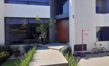 CASA EN RENTA VENTA EN HUIXQUILUCAN EDO MEX COL PARQUES DE  LA HERRADURA CON ACABADOS DE LUJO