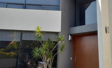 CASA EN RENTA VENTA EN HUIXQUILUCAN EDO MEX COL PARQUES DE  LA HERRADURA CON ACABADOS DE LUJO