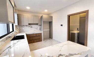CASA NUEVA EN VENTA, CDLA SAN GREGORIO, MACHALA