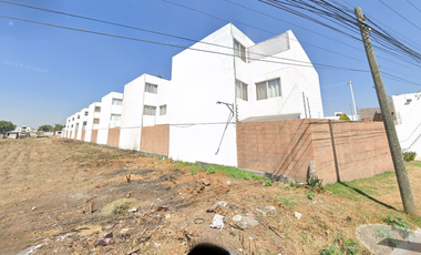 Prol. San Juan 18, Barrio Del Calvario, 72704 San Juan Cuautlancingo, Pue., México