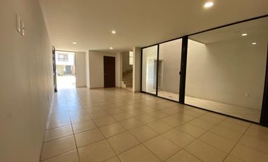 CASA EN RENTA AIRÉN RESIDENCIAL LEON GTO ZONA SUR A 5 MIN DE ALTACIA.