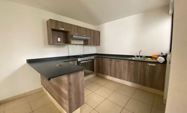 CASA EN RENTA AIRÉN RESIDENCIAL LEON GTO ZONA SUR A 5 MIN DE ALTACIA.