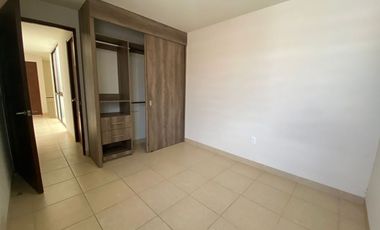 CASA EN RENTA AIRÉN RESIDENCIAL LEON GTO ZONA SUR A 5 MIN DE ALTACIA.