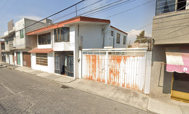 BONITA CASA EN VENTA EN ZACATELCO TLAXCALA. RJ.