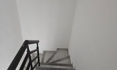 Venta de casa sola con alberc en Centro de Jiutepec, Morelos.