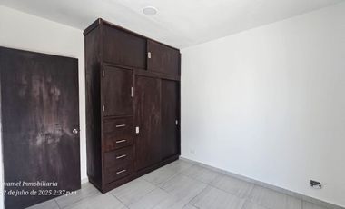 Venta de casa sola con alberc en Centro de Jiutepec, Morelos.