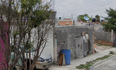 SK21 CASA EN REMATE BANCARIO en LOMA LINDA, SALTILLO, COAHUILA