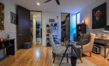 Residencia en venta de Lujo en Jardines de la Rejoyada, Mérida