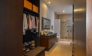 Residencia en venta de Lujo en Jardines de la Rejoyada, Mérida