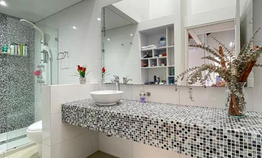 Arriendo Casa Moderna y Exclusiva en Medellin