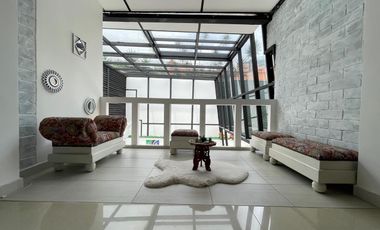 Arriendo Casa Moderna y Exclusiva en Medellin
