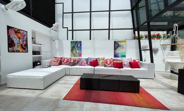 Arriendo Casa Moderna y Exclusiva en Medellin