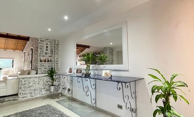 Arriendo Casa Moderna y Exclusiva en Medellin