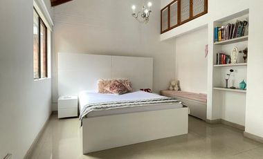 Arriendo Casa Moderna y Exclusiva en Medellin