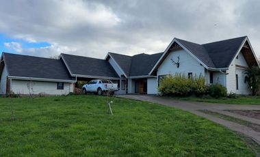 Parcela con Casa en arriendo de 5D y 4B en Lomas de Pilauco, Osorno