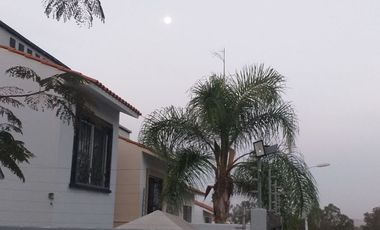 CASA EN VENTA EN CAMPO SUR TLAJOMULCO JALISCO