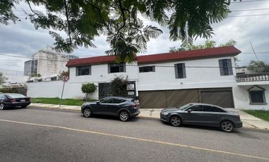 Venta Casa en Avenida Juarez La Paz