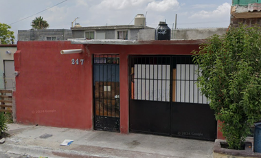 SK21 CASA EN REMATE BANCARIO en LOMA LINDA, SALTILLO, COAHUILA