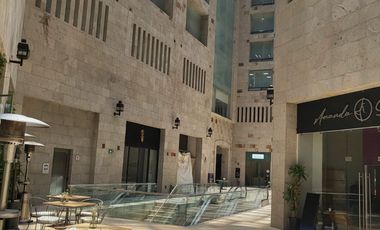 RENTA OFICINA PLAZA ANTIGUA II CON ACABADOS DE LUJO