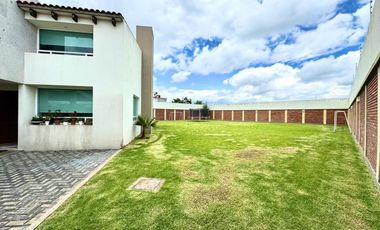 CASA EN VENTA CON EXCEDENTE DE TERRENO EN CALIMAYA