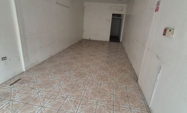 Local Comercial en Alquiler en la Avenida Portete, Sur de Guayaquil.