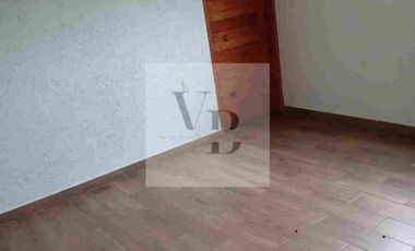 Renta de casa nueva con amplio jardín