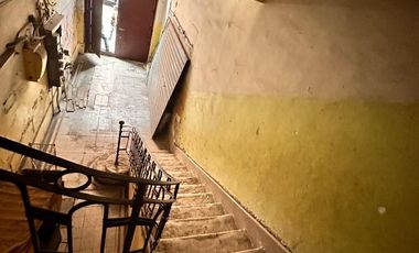 RENTA DE PISO COMPLETO EN SEGUNDO PISO CALLE MEZONES