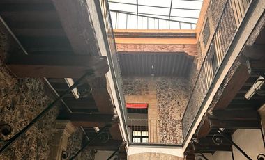 RENTA DE PISO COMPLETO EN SEGUNDO PISO CALLE MEZONES