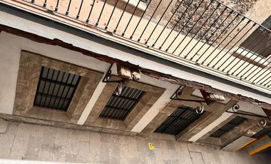 RENTA DE PISO COMPLETO EN SEGUNDO PISO CALLE MEZONES